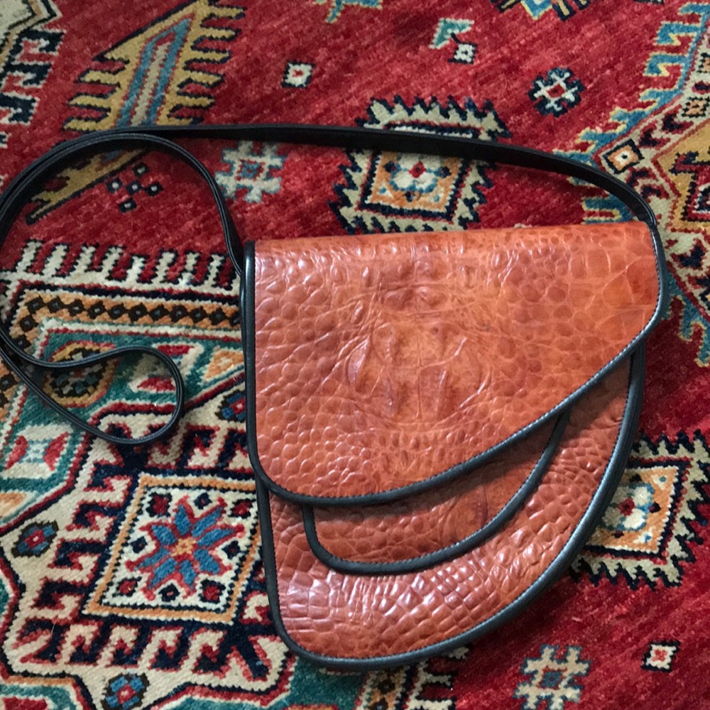 Leather vintage crossbody purse